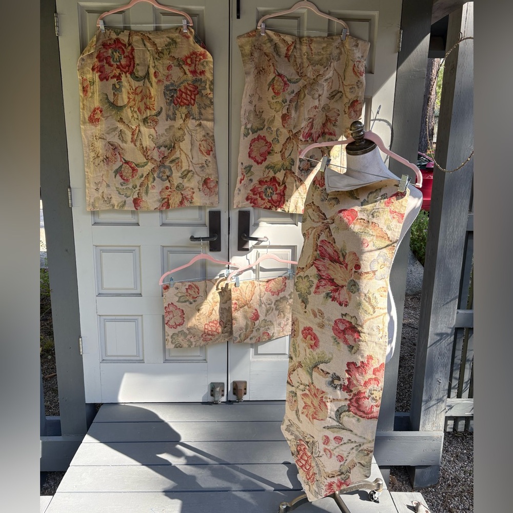 Pure Linen Handblocked Printed 5 Piece Pillow Sham  Set with Matching Runner